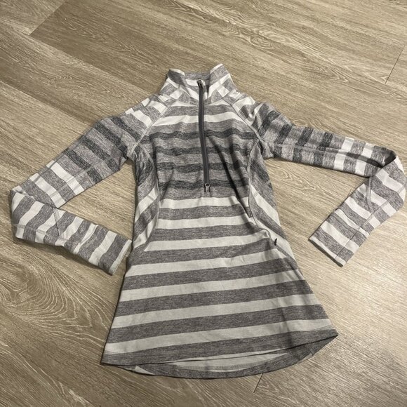 Lululemon Jacket Womens 2 Gray Race Your Pace Stripe 1/2 Zip Athletic Active - Picture 1 of 4